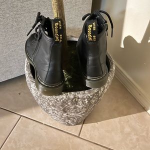 Girls Dr. Martens boots. Black. Size 2